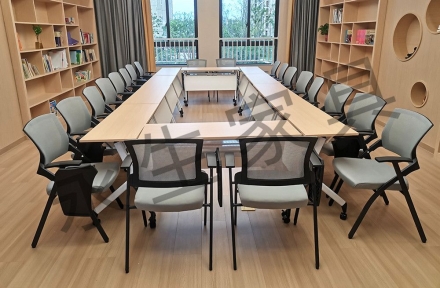 幼儿园家具