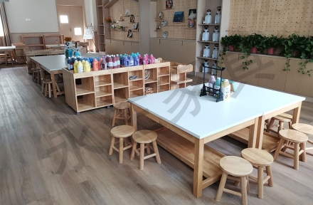 幼儿家具