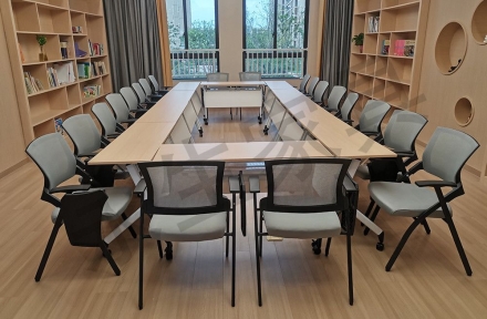 幼儿家具
