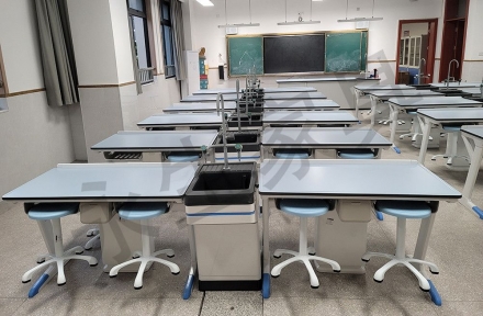 中小学家具