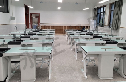 中小学家具